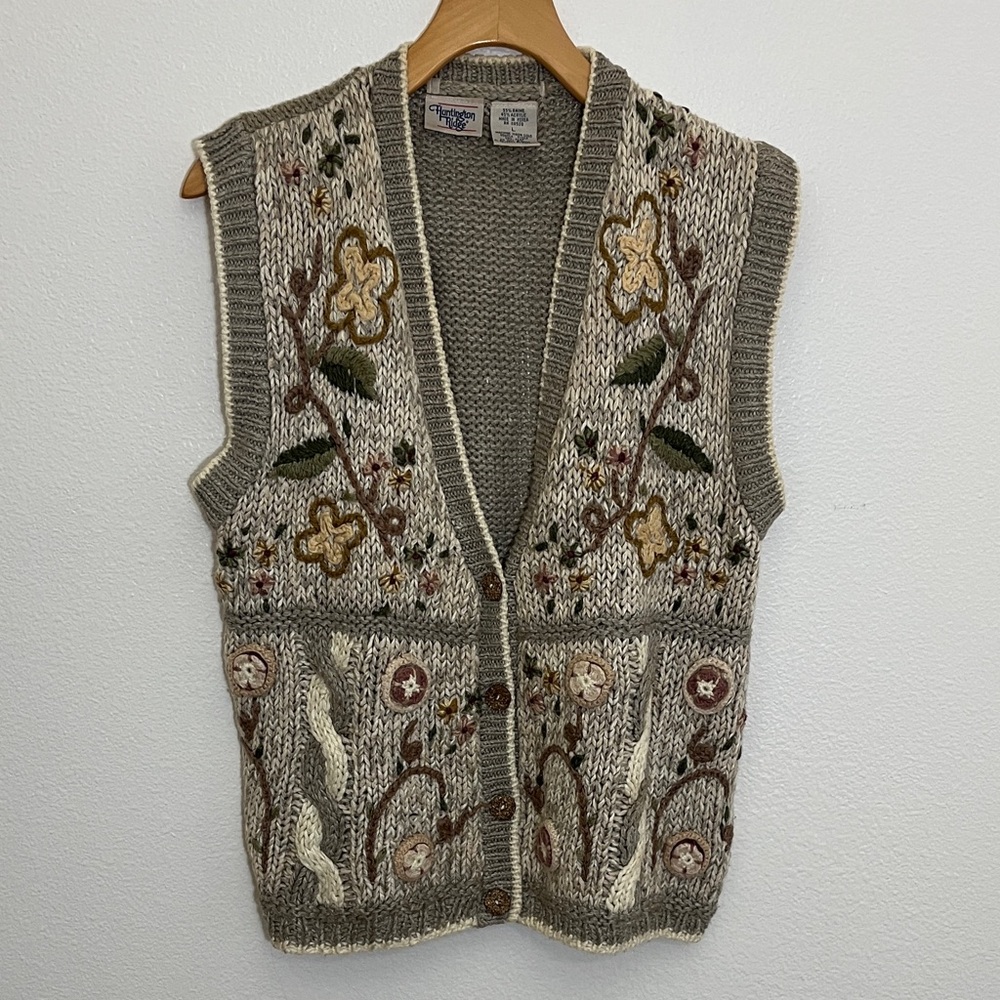 Huntington Ridge Floral Knit Cardigan Vest